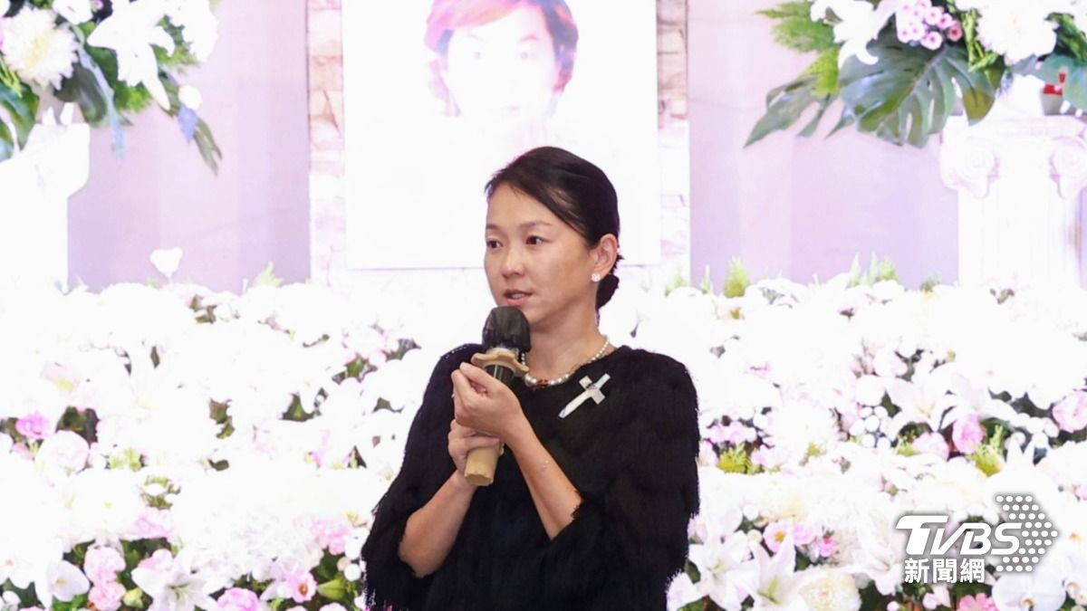 六月淚別《大集合》推手張智皓!馬妞悲哭「我不相信」 現場突響哨音