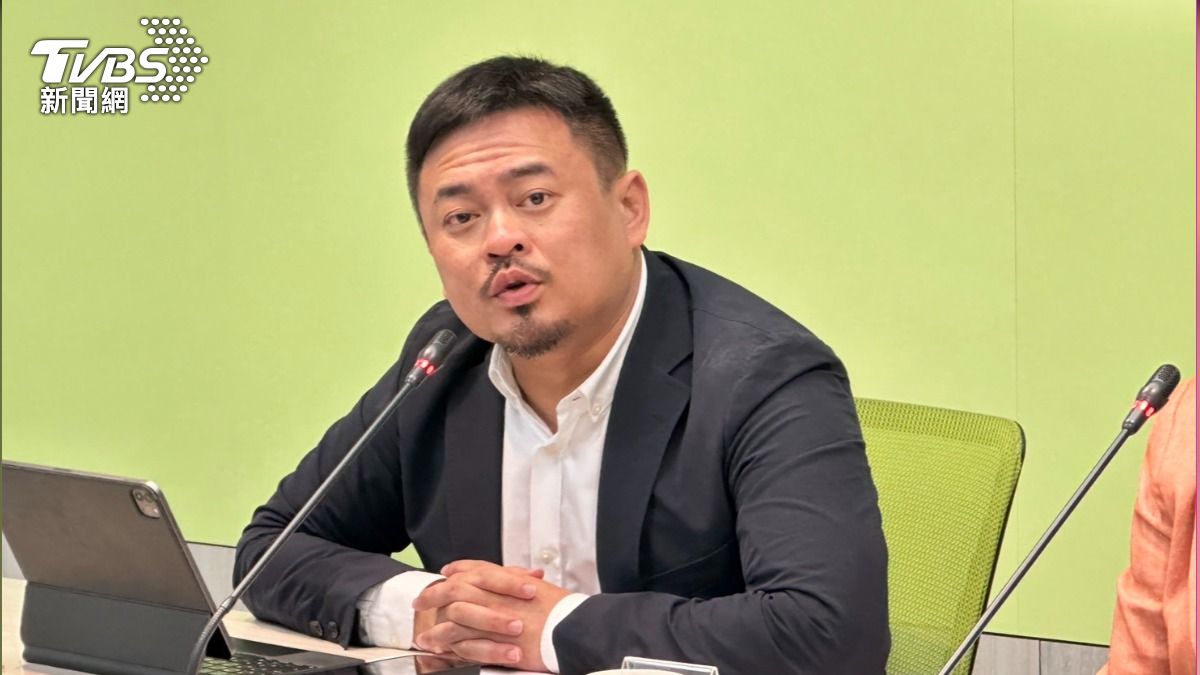 藍稱沒義務遵守憲法法庭 綠建議辭立委:守憲能自助餐?