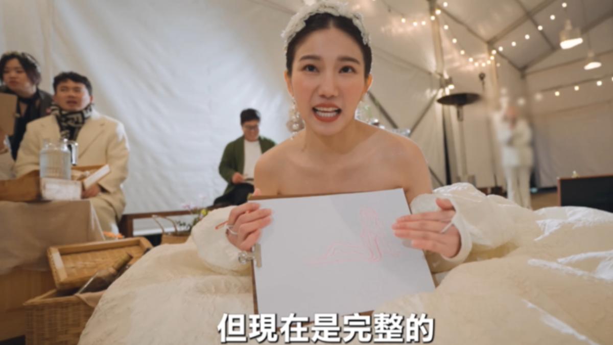 家寧慶生派對不斷重複「完整」一詞。(圖/翻攝自眾量級CROWD YouTube)
