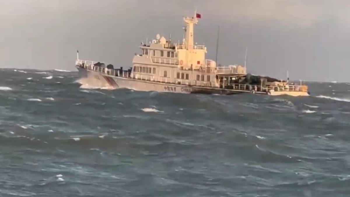 中國又來亂!4海警船闖金門水域 遭海巡「1對1」驅逐