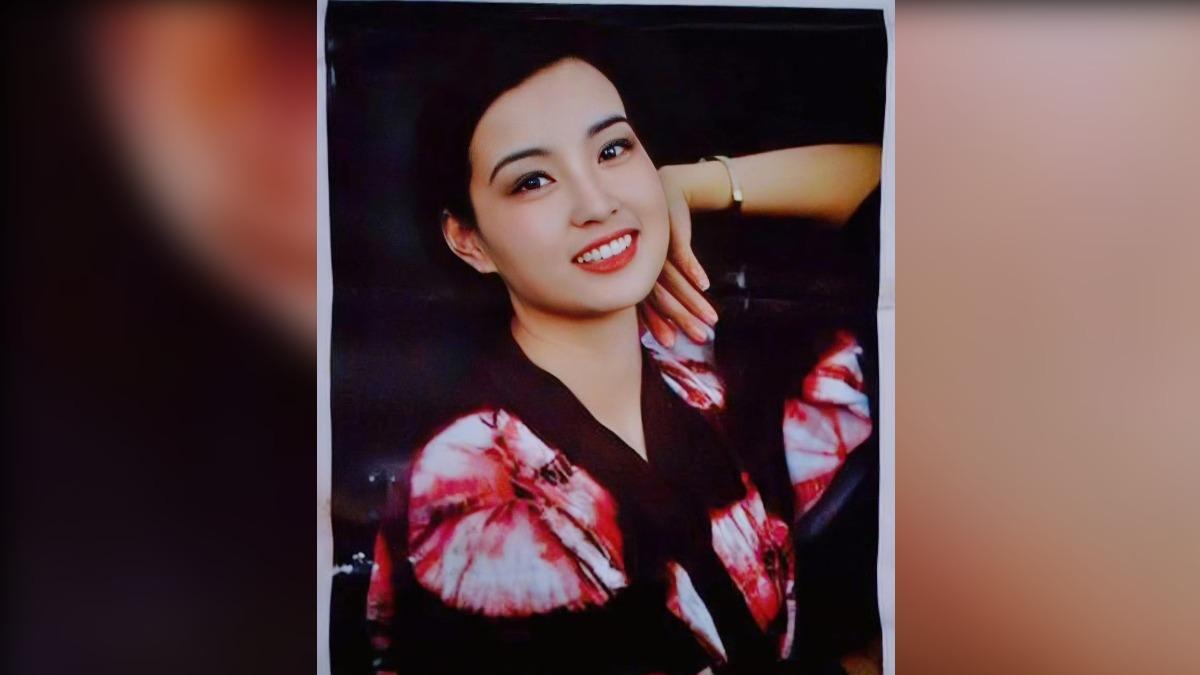 劉曉慶年輕的時候美貌出眾。(圖/翻攝自微博)