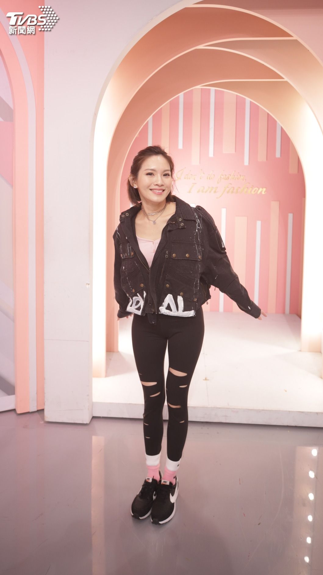 林佳儀透露在低潮時曾上過心靈課程。(圖/TVBS)