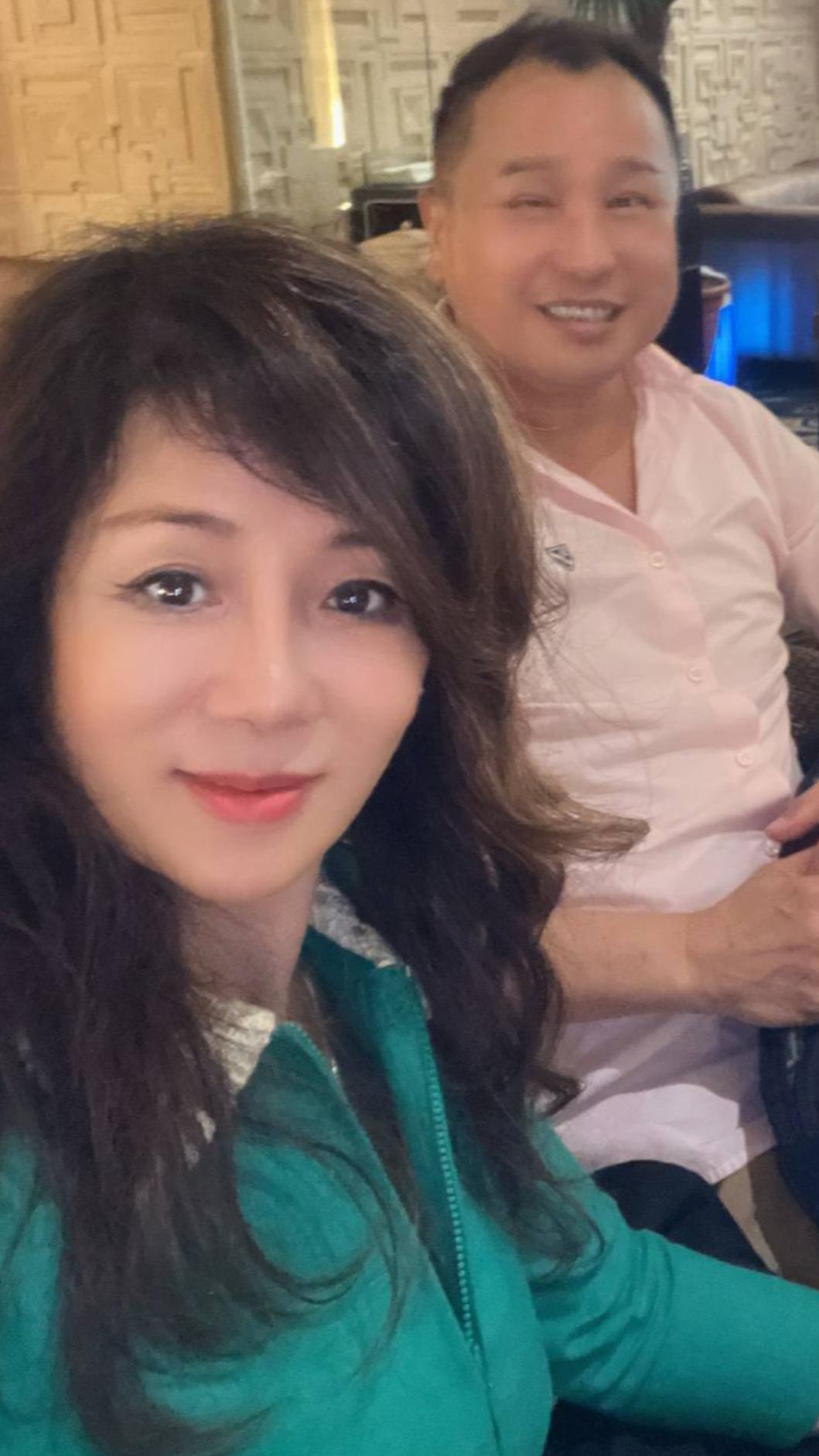 黃志強與演藝工會理事長曹雨婷交情深厚。(圖/萬鴻娛樂提供)