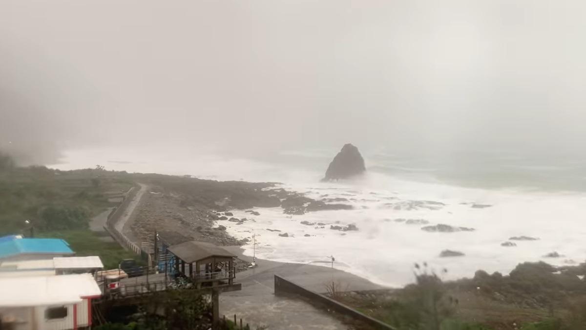 蘭嶼颳17級強風!鄭明典喊話「需要關心」 網驚:當地沒消息了
