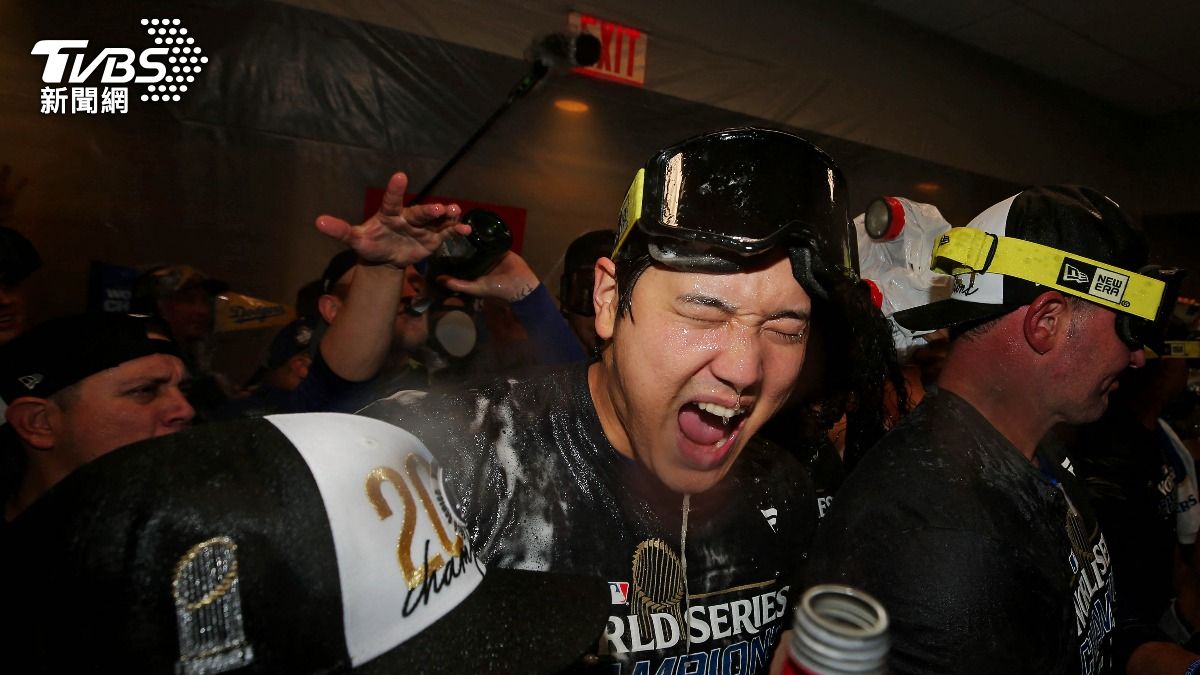 MLB/加盟道奇首年就登頂 大谷翔平嗨喊:再拿9座冠軍!