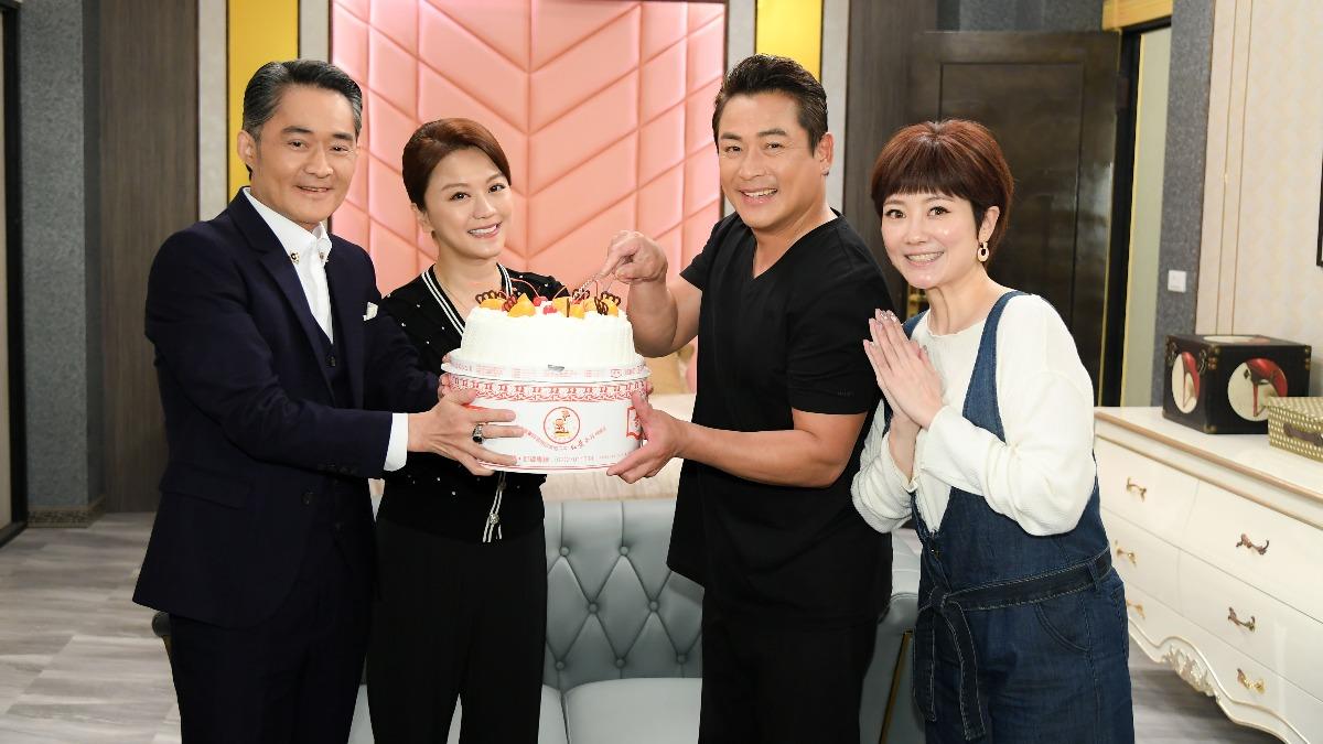 江國賓(左起)、苗真、江宏恩、劉曉憶合作八點檔。(圖/三立提供)