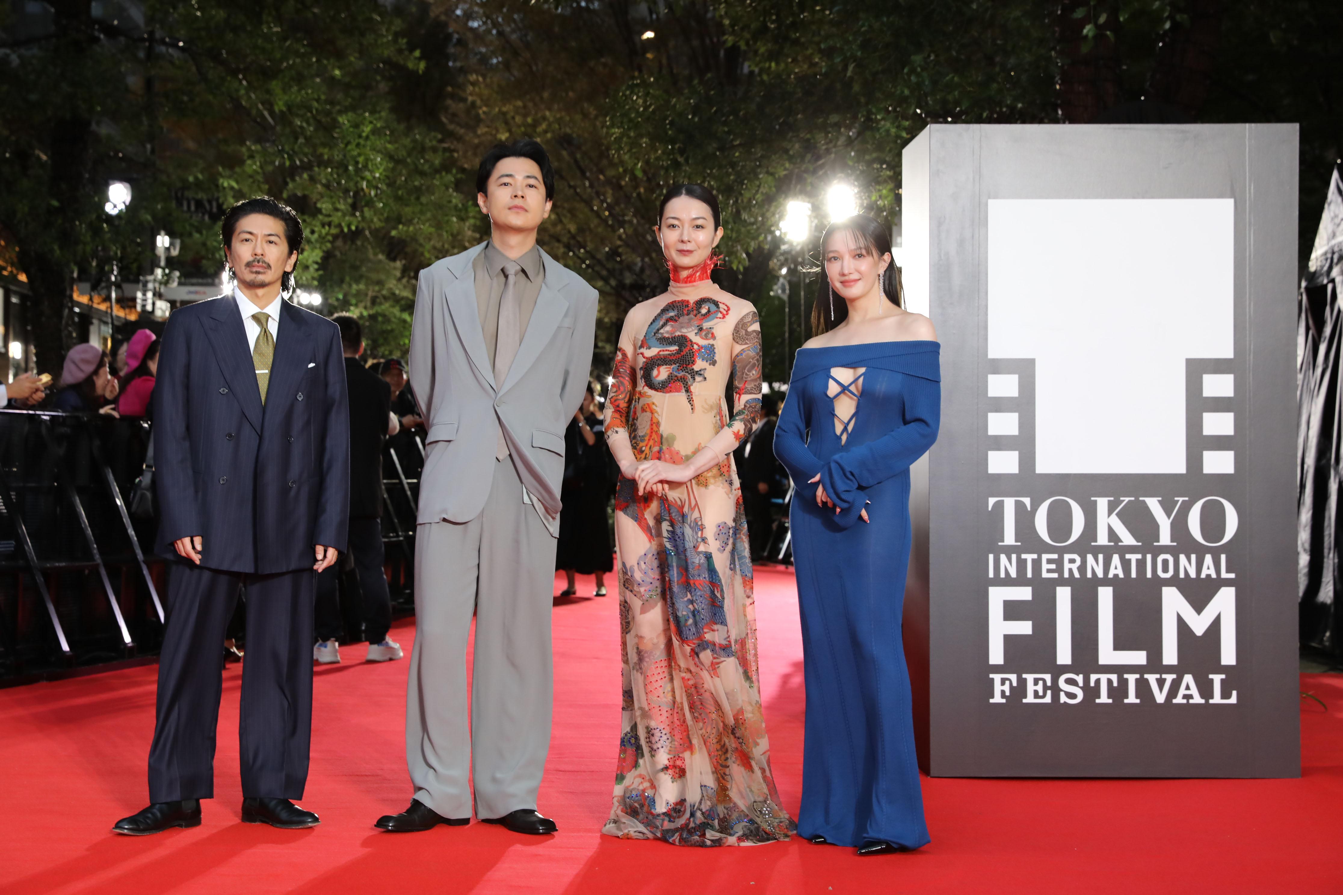 左起為《雨中的慾情》主演群森田剛、成田凌、中村映里子、李杏。（圖／2024TIFF提供）