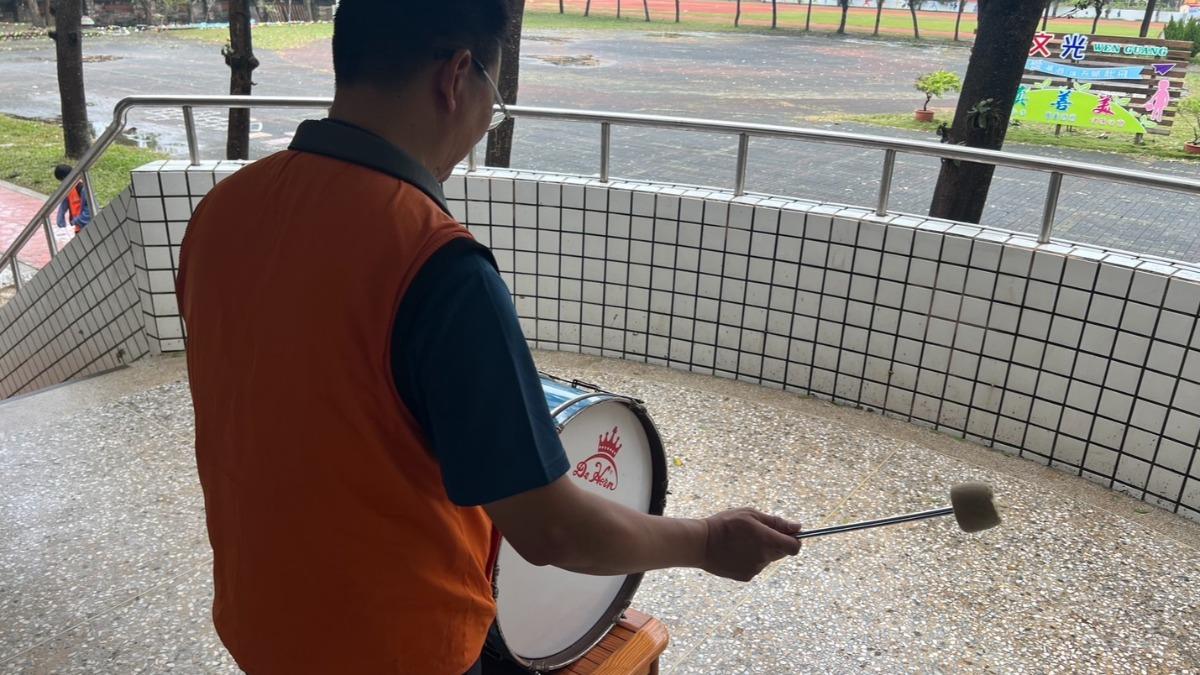 停電不停課!雲林仍11校未復電 學校「打鼓代替鐘聲」