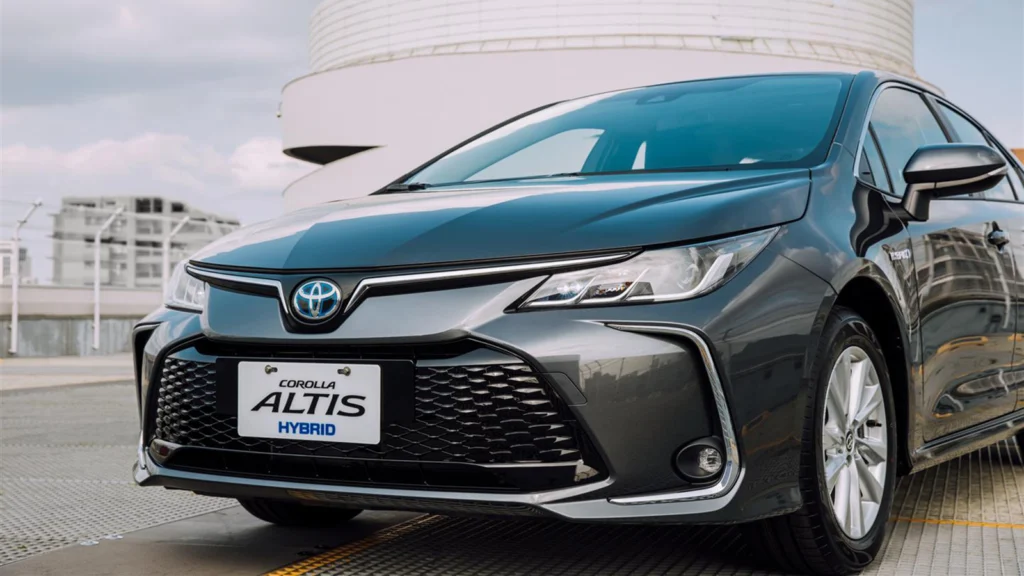 經銷端透露Corolla Altis將透過年式轉換升級動力系統電池組。(圖/Toyota提供)