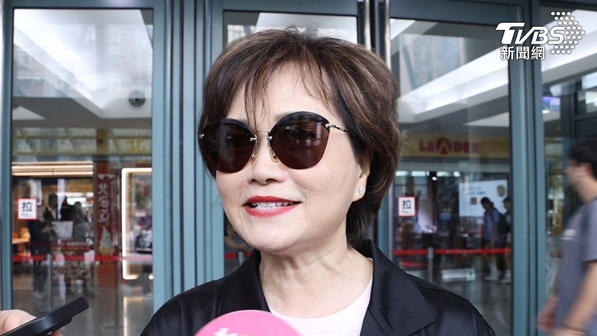 沈春華盼望能聽到華仔演唱〈忘情水〉。(圖/讀者提供)