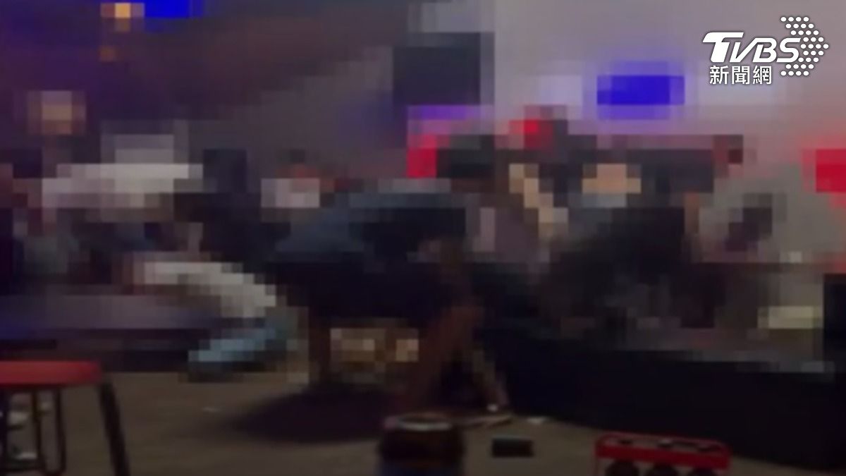 不滿男友人被搭訕！花蓮2女爆口角　8人酒吧打成一團