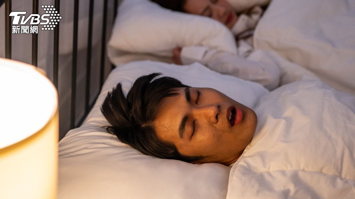 睡覺打呼恐是「睡眠呼吸中止症」?醫授3招立判:先聽聲音