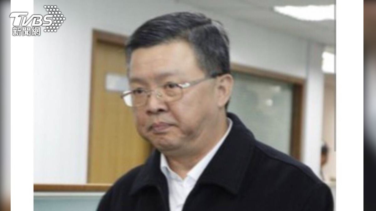 快訊/陳啟昱突然現身!今早律師陪同自行到案 南檢緊急訊問