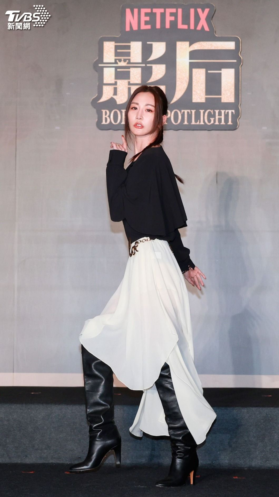 曾莞婷亮麗出席《影后》開播記者會。(圖/趙世平攝)