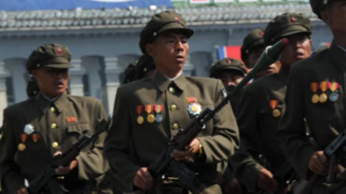 俄軍失誤砲擊自家陣地！現場照曝北韓士兵支援「臉遭炸爛」