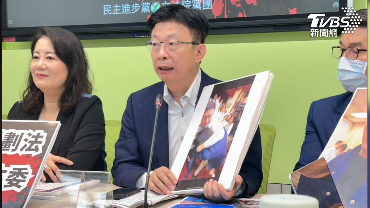 郭國文還原自己跟張智倫打起來的經過。（圖／潘袁詩羽攝）
