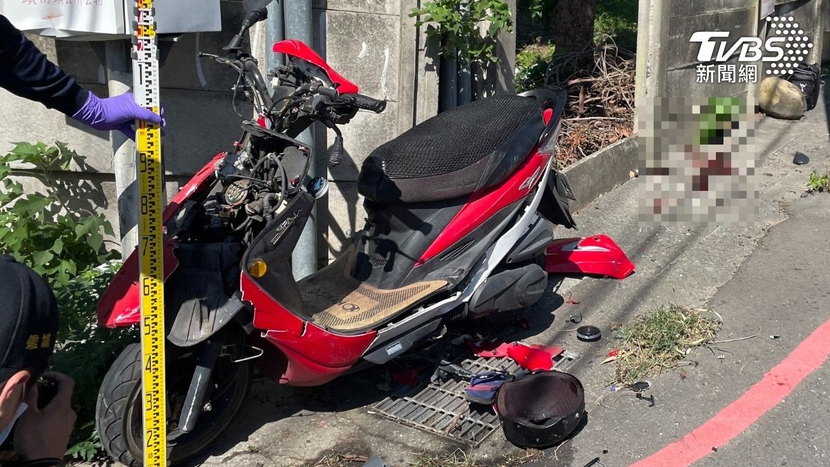 有片/東北季風狂吹釀禍?男騎士自撞噴飛 魂斷電線桿畫面曝