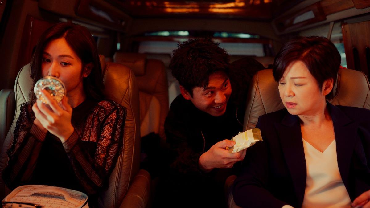 曾莞婷（左起）、黃迪揚、楊貴媚合作《影后》。（圖／Netflix提供）