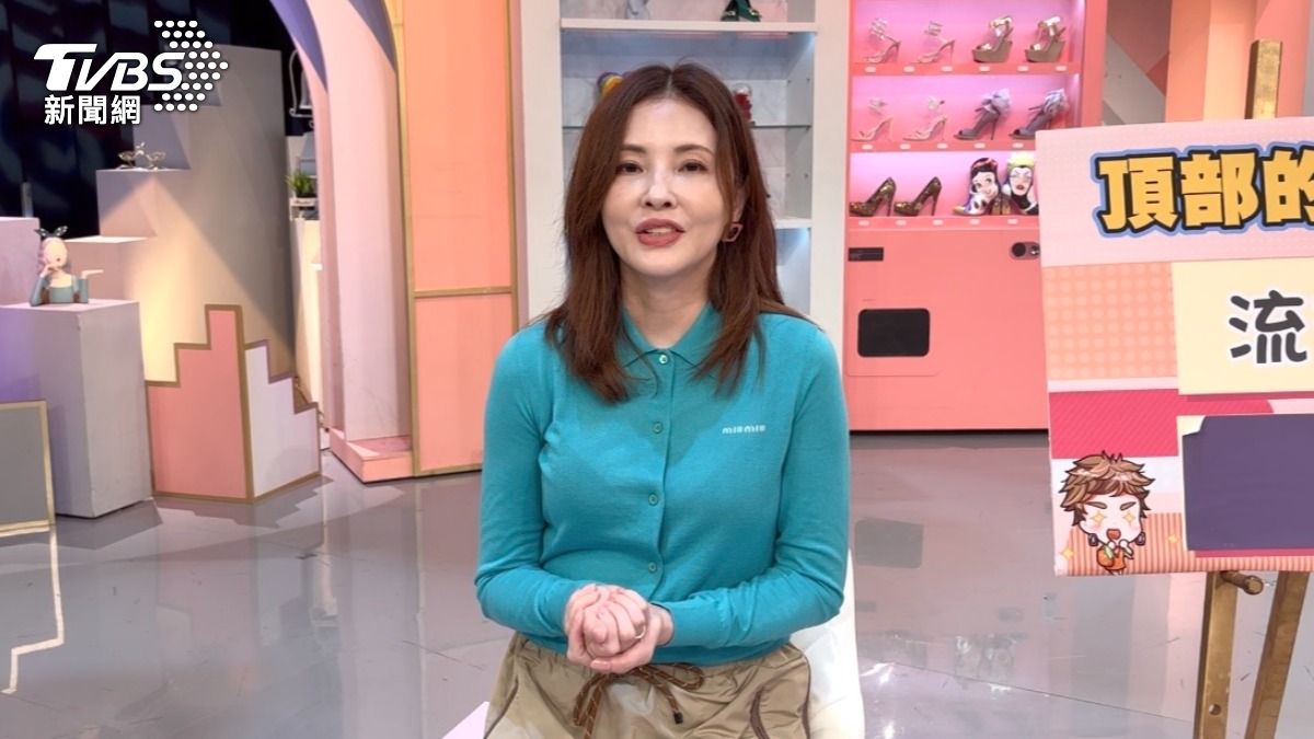 何如芸因緣際會被出版社相中,坦言在書寫時感到緊張。(圖/謝毅攝)