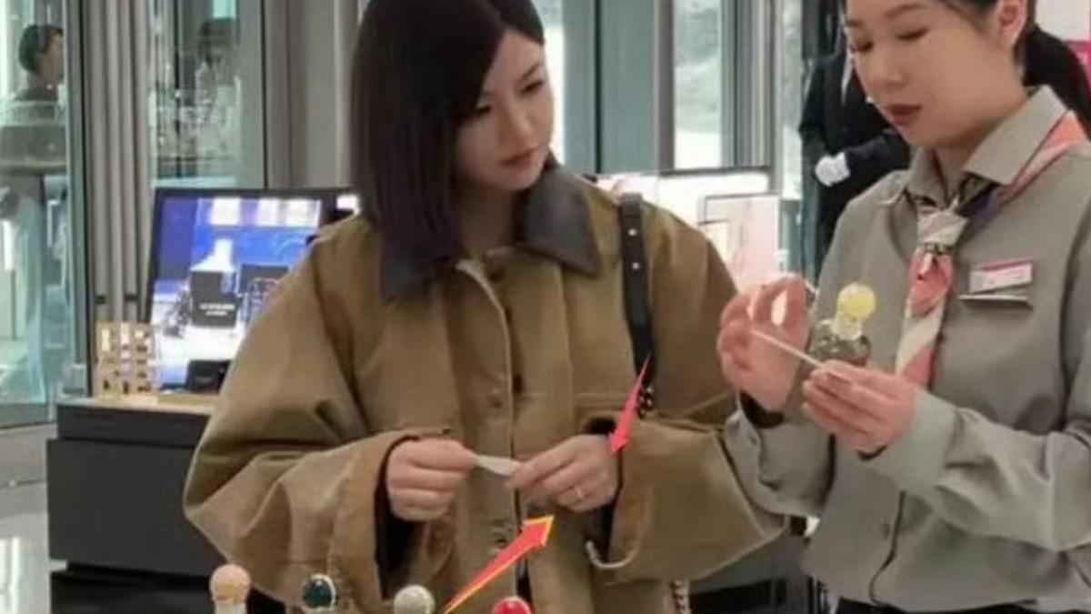 陳妍希獨逛百貨被拍！遭指離婚倒數　真實感情狀況曝光