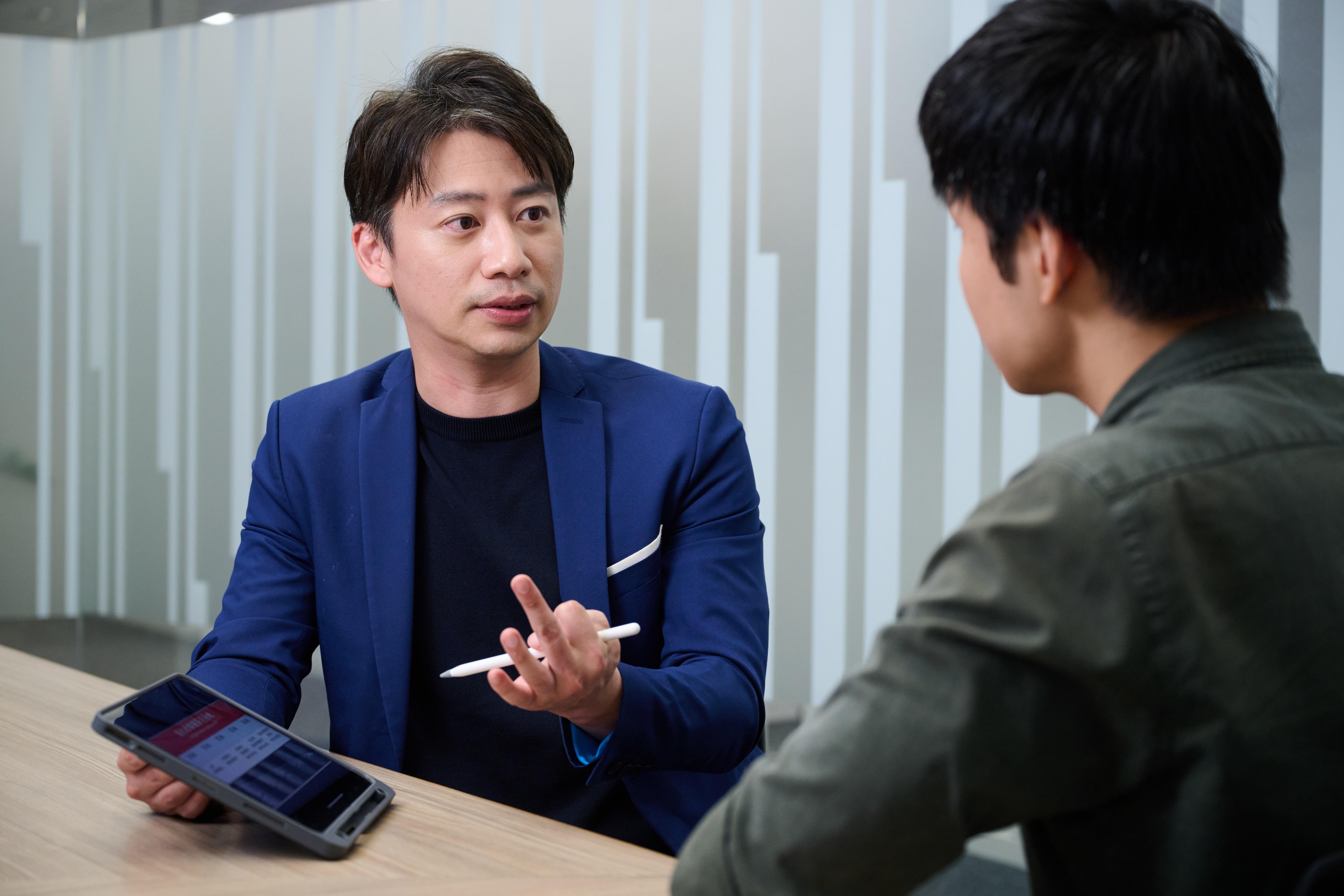 林宗諭建議,可透過減重、肌力運動減少關節壓力,或適量補充葡萄糖胺達到維持關節健康效果。