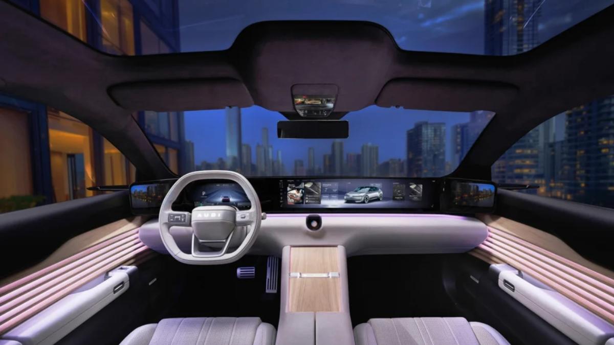 AUDI E Concept儀錶台全由螢幕組成。(圖/AUDI提供)