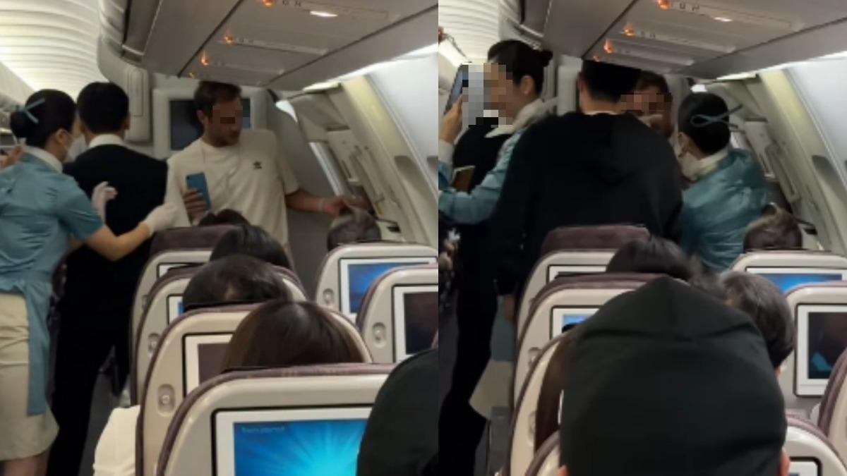 怪男高空中突伸手開飛機逃生門 乘客驚恐尖叫急壓制