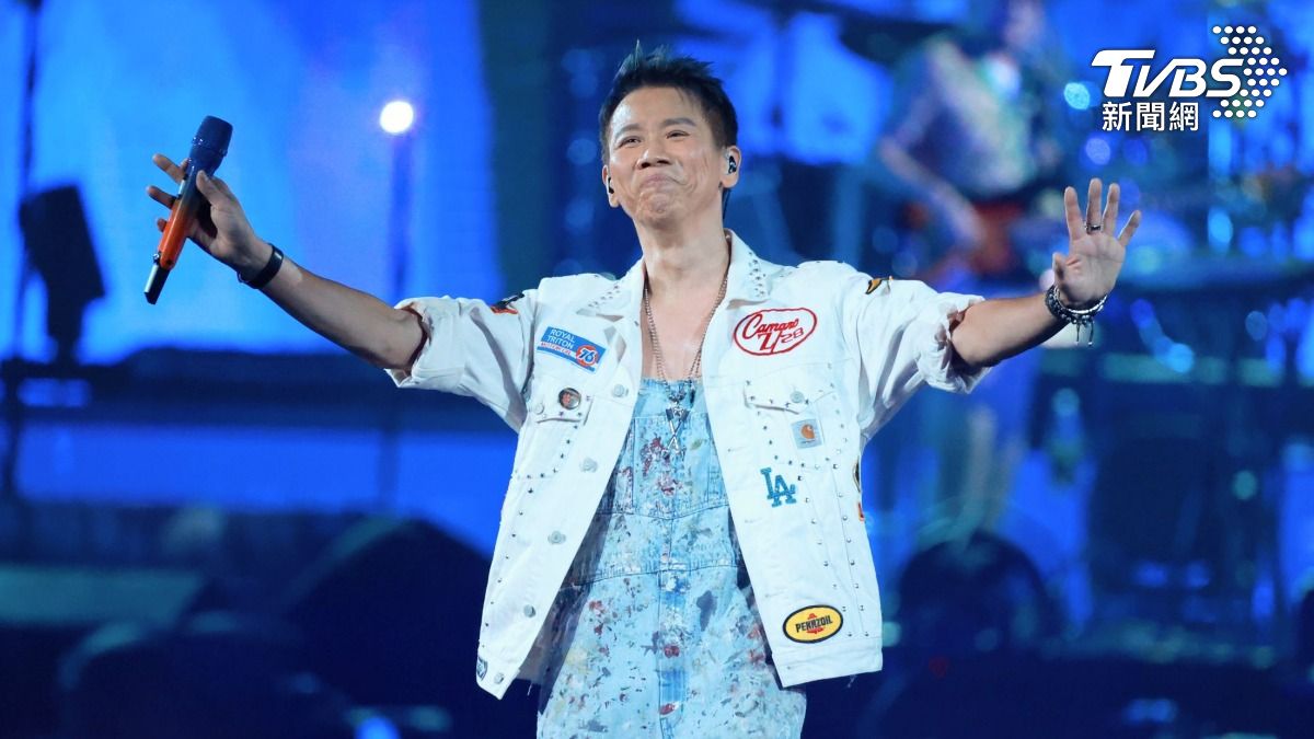 陶喆睽違10年重回台北小巨蛋開唱,今一登場就讓粉絲暴動。(圖/趙世平攝)