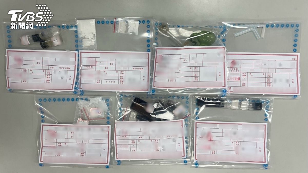 警方查扣大量毒品。(圖/TVBS)