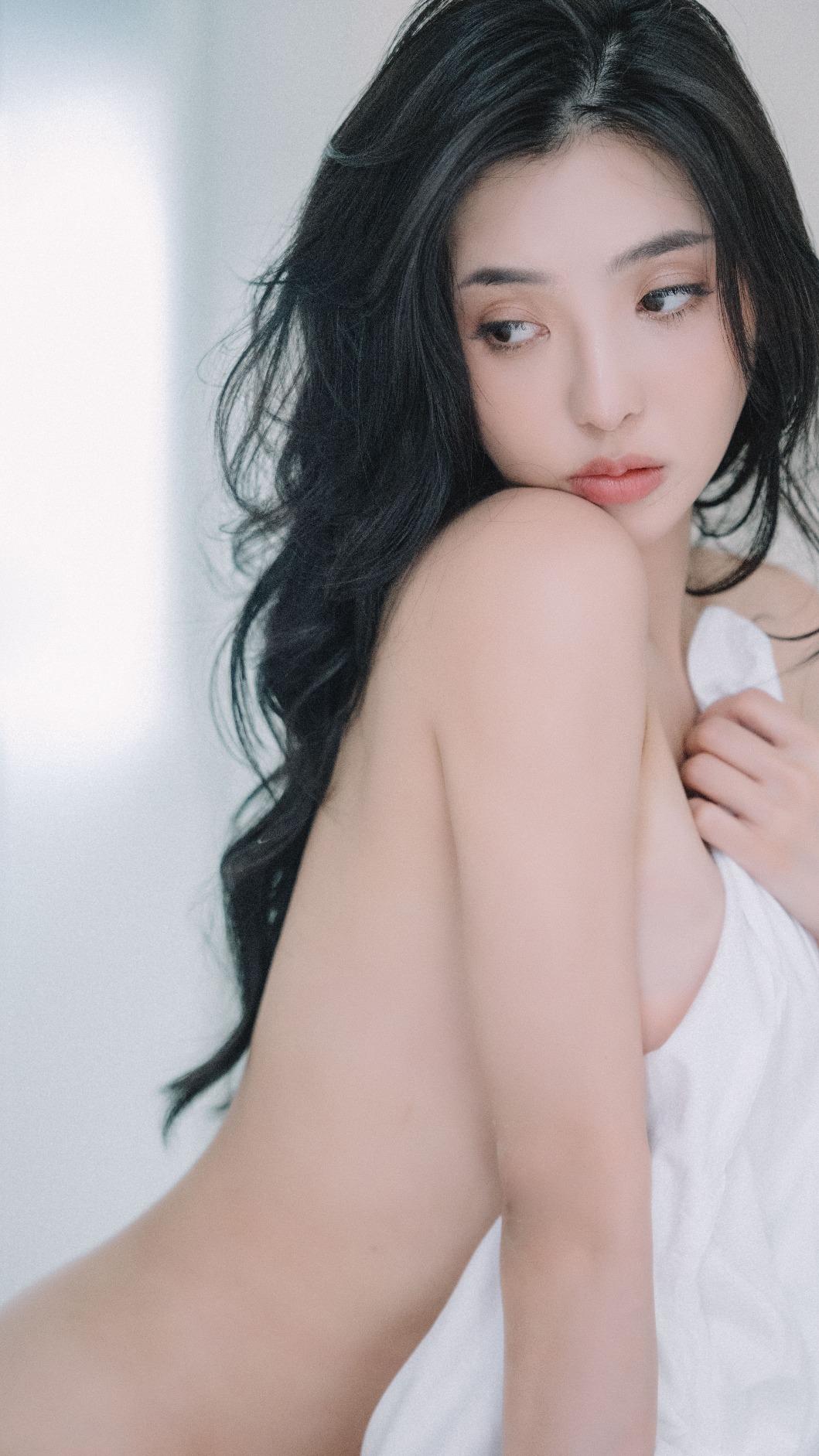 安于晴進修充實自我。(圖/子席娛樂提供)