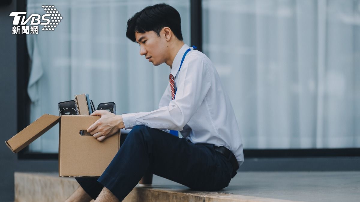 復旦大學教授開示:畢業「先啃老3年」! 超驚人原因曝