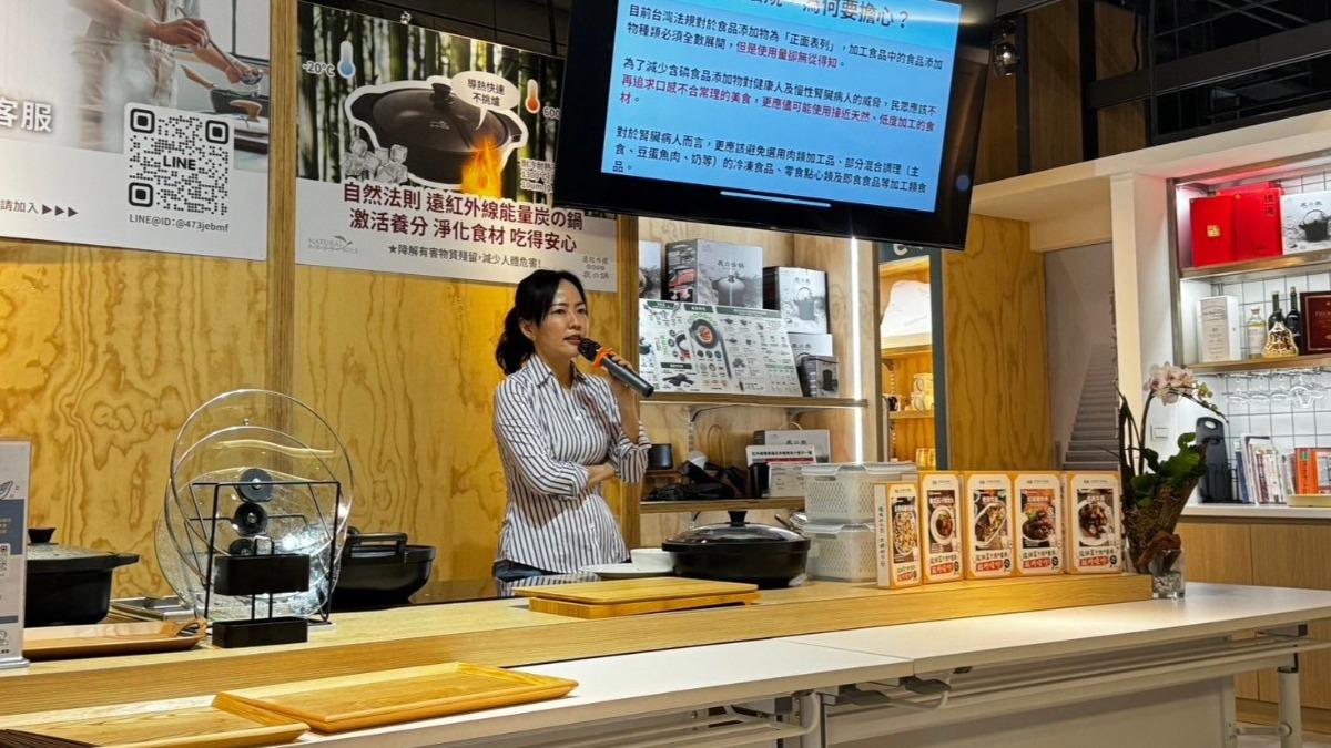 陸巧因自創品牌「巧食」進駐特安康門市。(圖/TVBS)