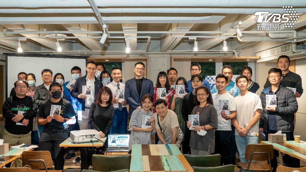 旅美學者翁履中教授參加了由TVBS舉辦的《華府政治解碼》新書分享會（圖／TVBS提供）