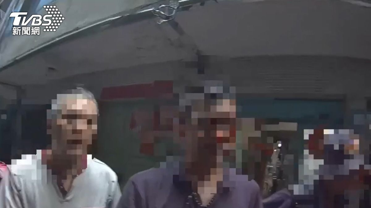 鄰居不睦爆爭執!新北4男當街互毆 他慘被鐵鎚打破頭送醫