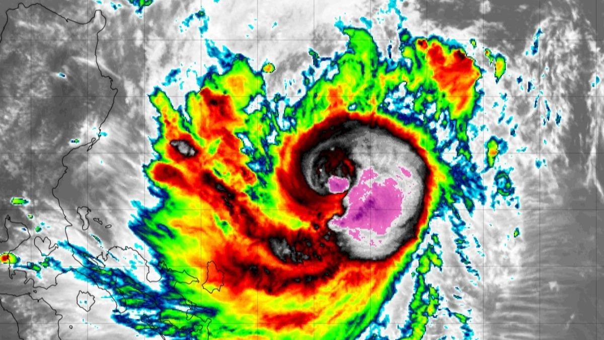 天氣/天兔颱風加速「90度轉彎北上」! 專家:4地有望颱風假