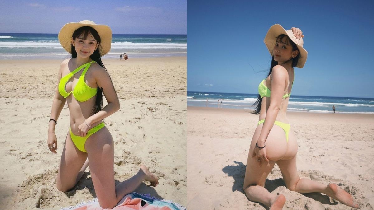 洗菜跪在澳洲黃金海岸邊擺拍,好身材在陽光充足的沙灘上一覽無遺。(圖/翻攝自洗菜IG)