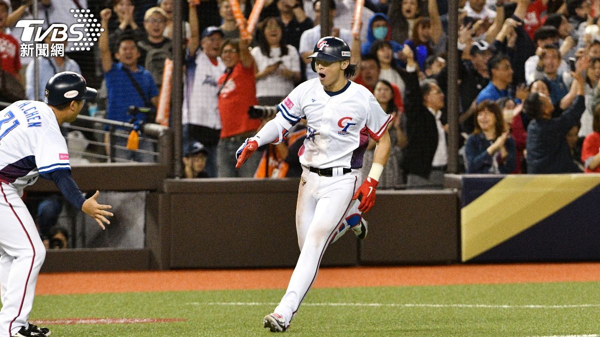  陳傑憲守備位置為外野手，可兼任內野手。（圖／胡瑞麒攝）