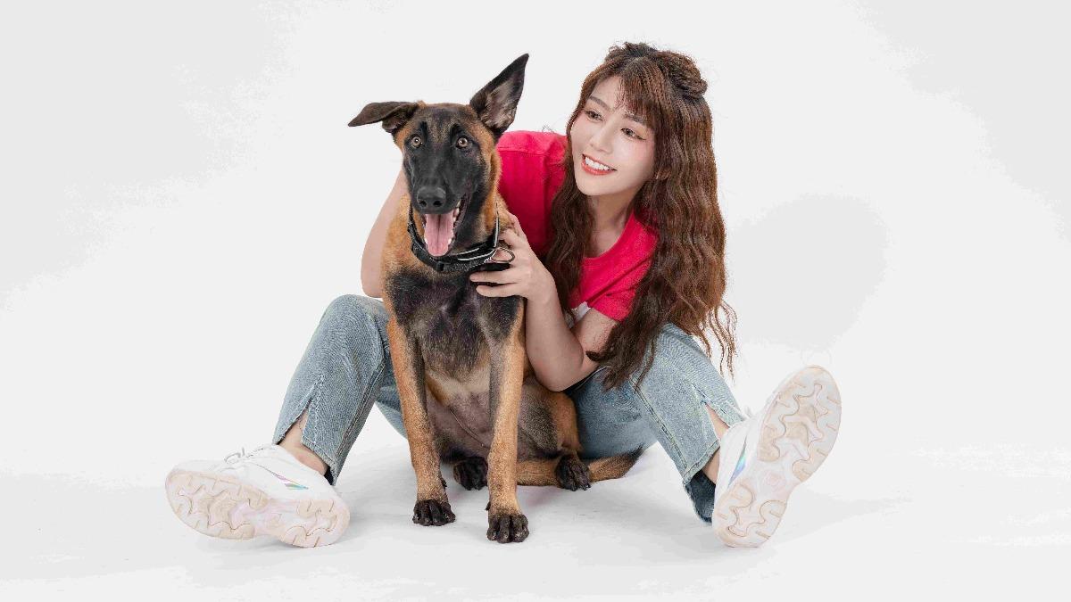 富邦啦啦隊應援流浪動物之家 無償拍攝年曆做愛心