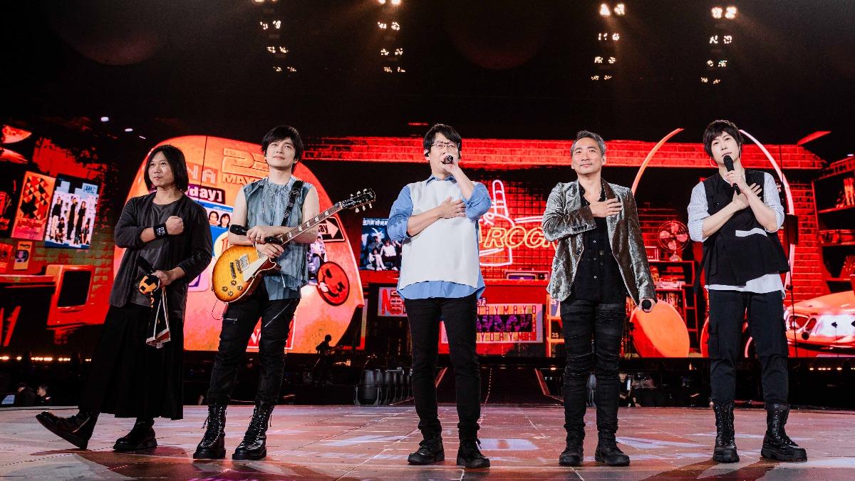 五月天在上海舉辦「5525回到那一天」巡迴演唱會。(圖/相信音樂提供)