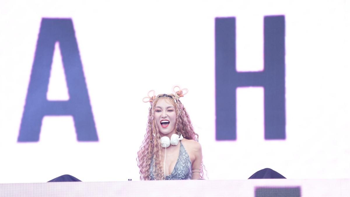 Ultra Taiwan登場　「台灣最美DJ」秀超強胴體！頭燈外露