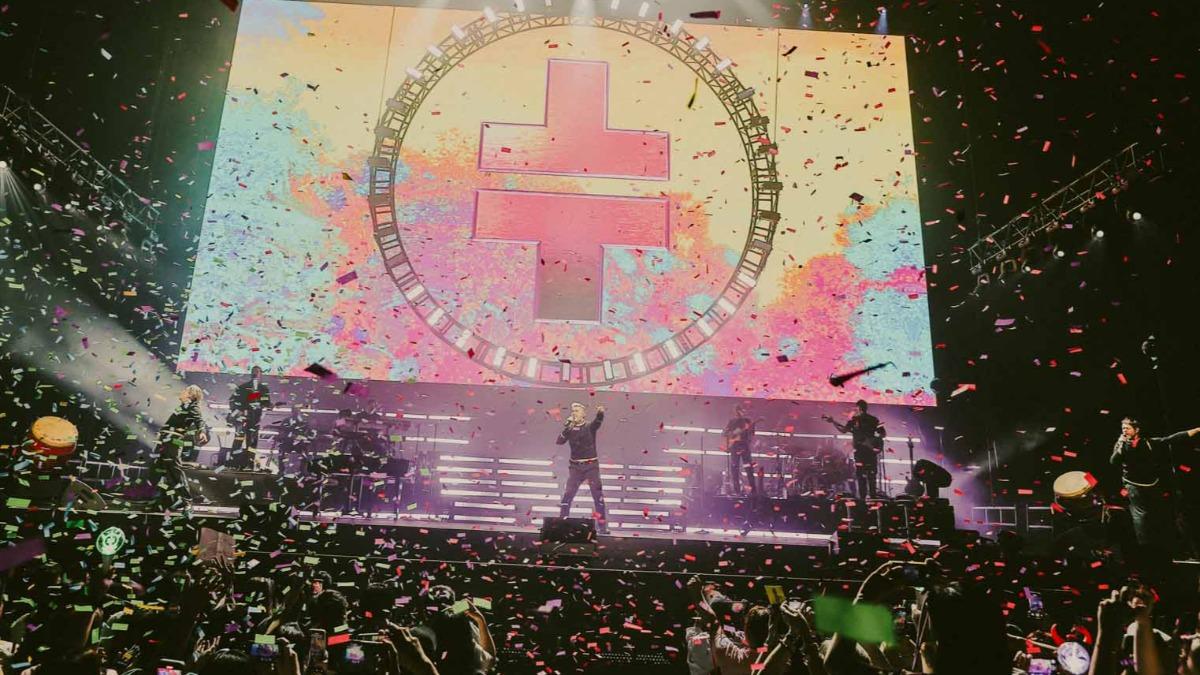 接招合唱團感謝歌迷支持，更相約下次見。（圖／Live Nation Tawian提供）