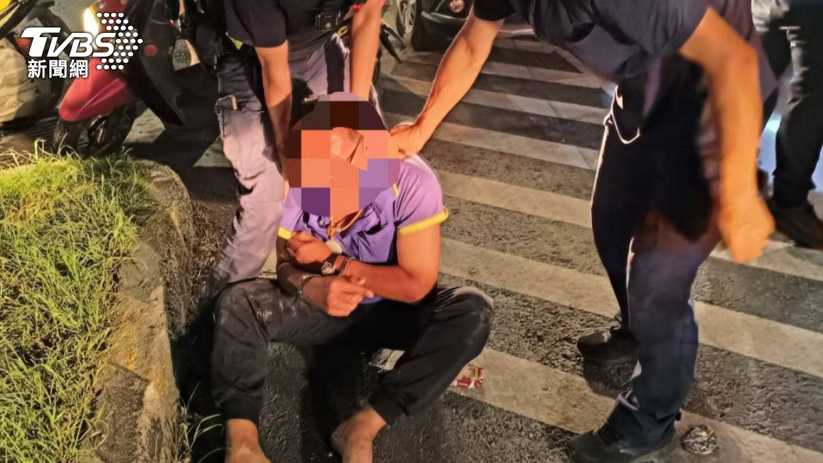 警方獲報後立即將李男逮捕,全案依殺人罪進一步偵辦中。(圖/TVBS)