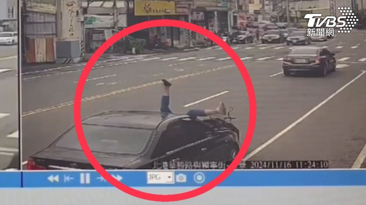 雲林阿伯暴衝撞3車 女騎士插進副駕「上半身消失」2傷1命危