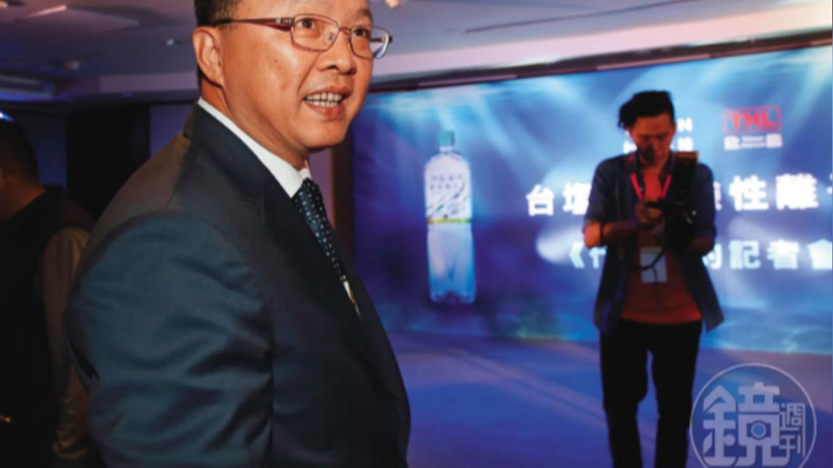 【陳啟昱小三曝光】外遇酒店名花 陳啟昱帳戶逾億現金提領一空