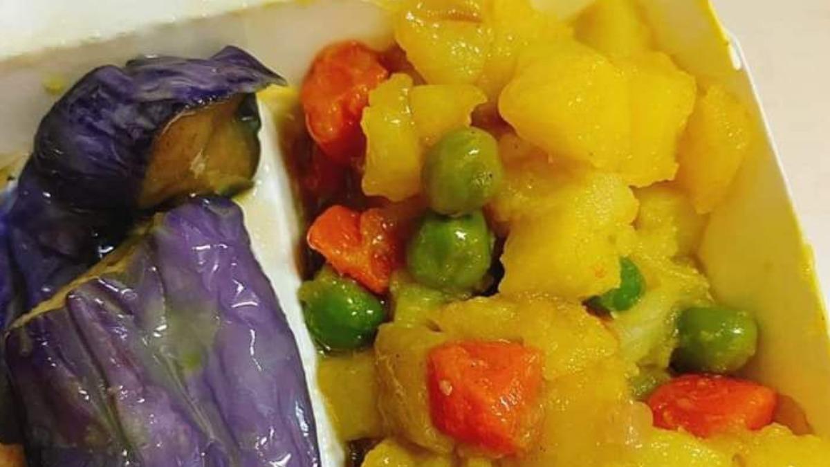 誰來幫他吃!便當現「地獄級配菜」三色豆+螢光咖哩:老闆夠狠