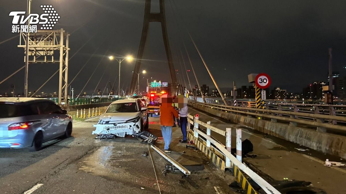 不用賀成交了!女撞爆試乘車驚恐「沒抓好距離」 總代理:保險處理