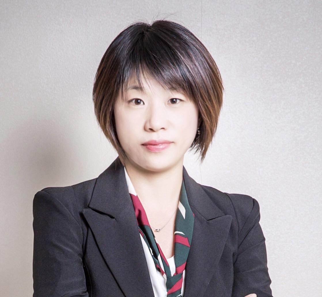 日文翻譯本名崔梅花，負責翻譯記者會日文，陳傑憲會後大讚很專業。（圖／崔梅花提供）