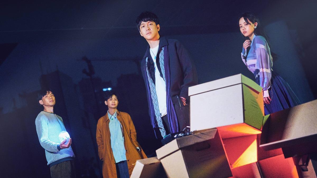 粉絲深夜追星吐畢業心願 守夜人淪「代罪羔羊」傻眼了