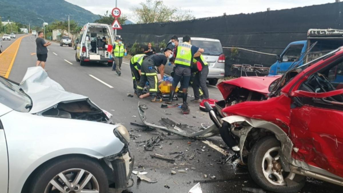重大車禍!吉普車逆向對撞 駕駛「噴出車外」慘死