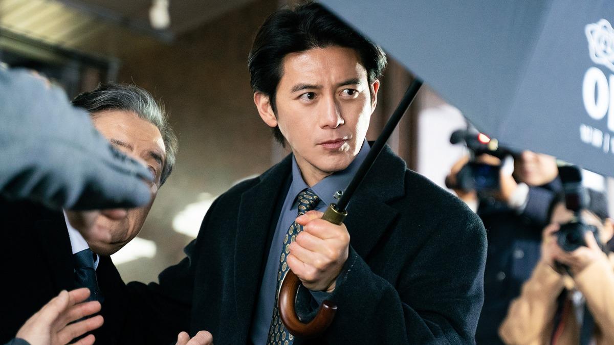 雕刻美男審查官不忍了! 財閥阿北坐牢「囚服白淨貴氣」還能做臉